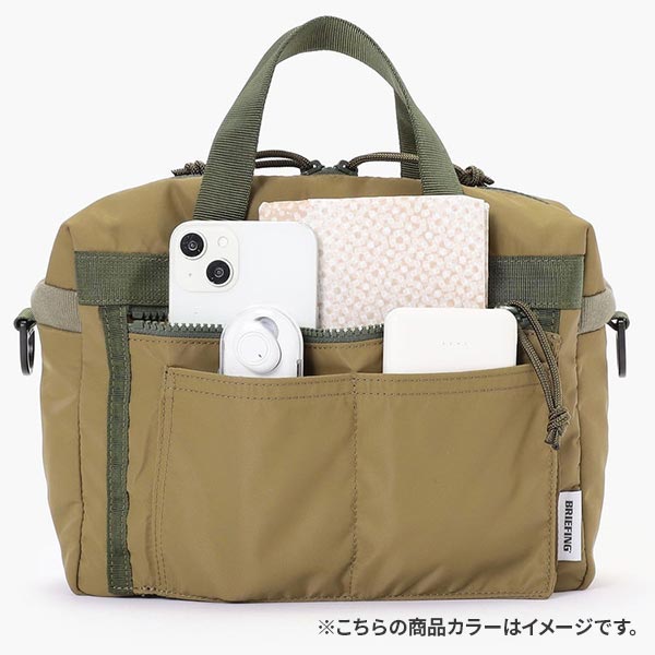 正面ポケット
