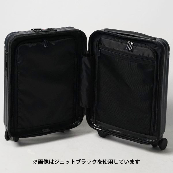 内装ブラック