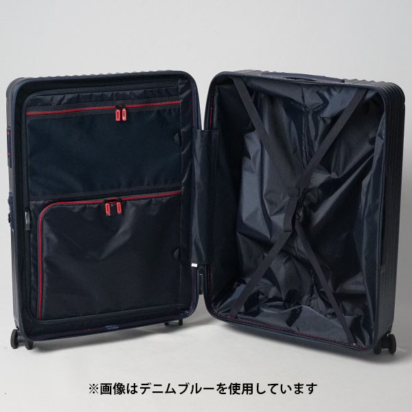 内装ブルー