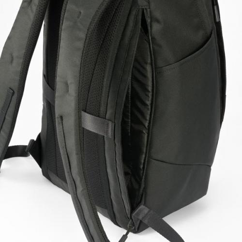 ace. シルパック 軽量リュックサック (31L) B4収納 15.6インチPC対応 男女兼用 ビジネス 通学 カジュアル エースジーン 68883